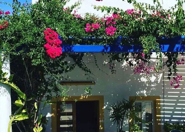 Gianna アパートホテル アリンダ